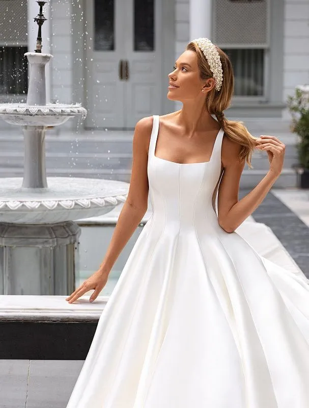 Ivory A-line Square Neck White Wedding Dress