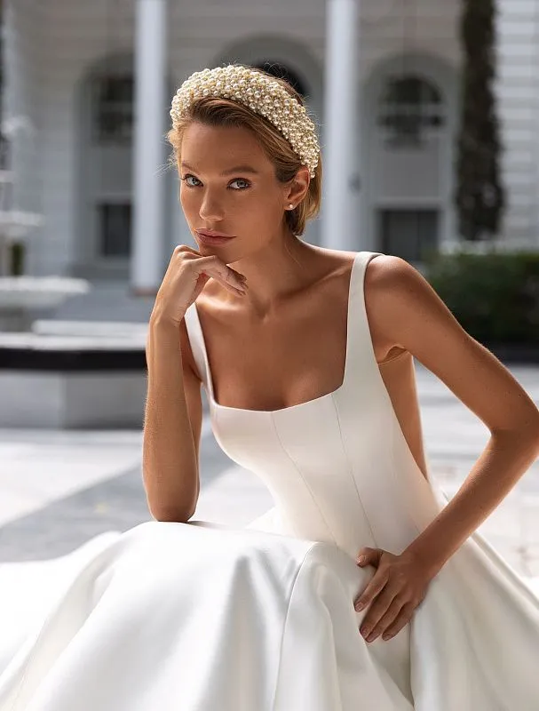 Ivory A-line Square Neck White Wedding Dress
