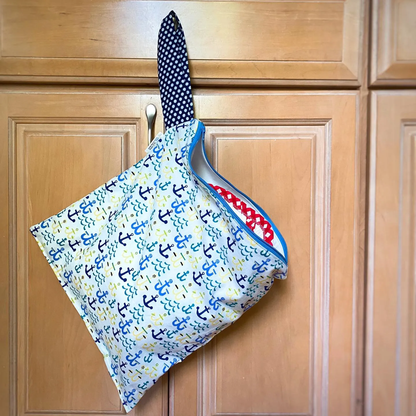 Large Wet Bag with Handle Scales