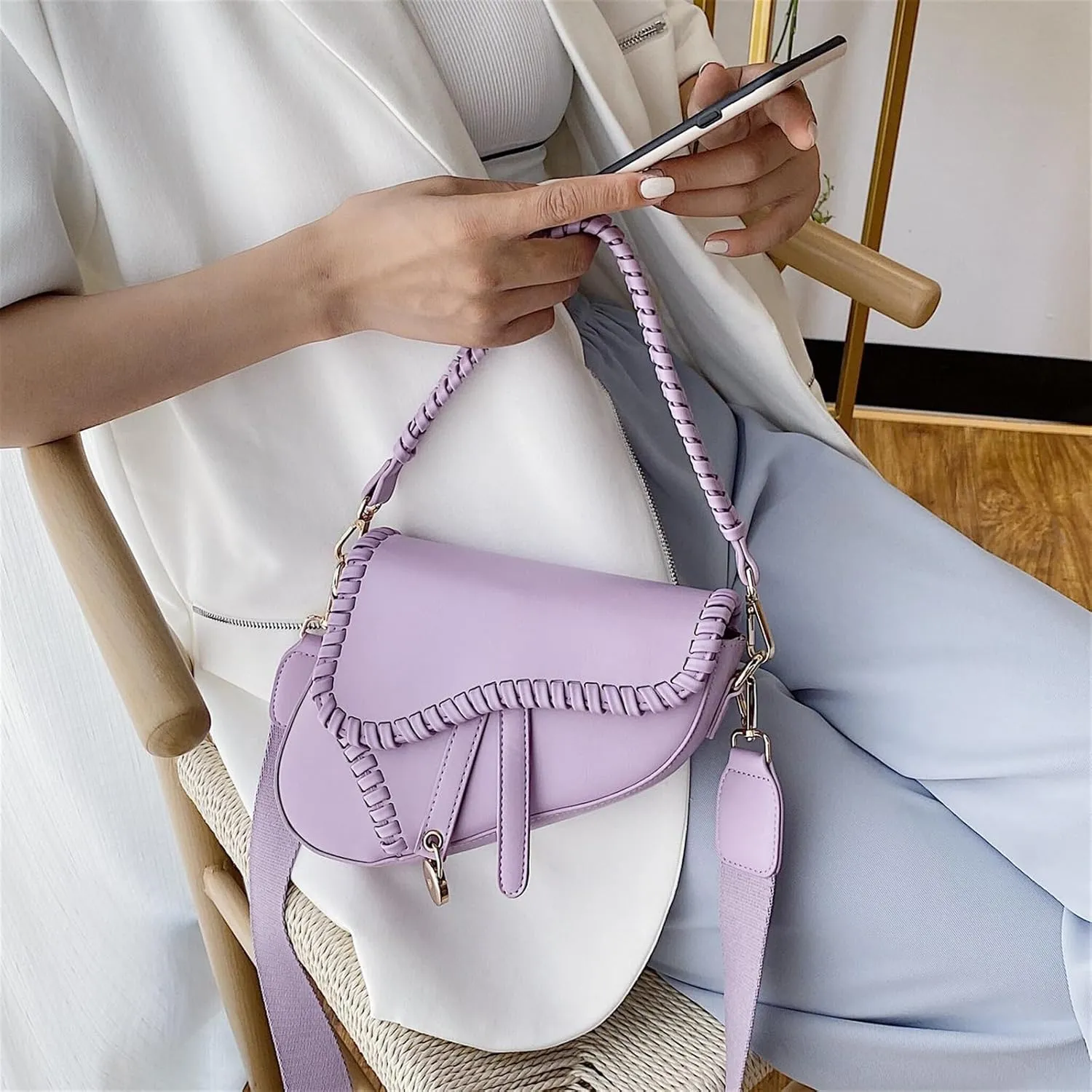 Small Saddle Shoulder Bag for Women Crossbody Satchel Clutch Purse Genuine Leather for Casual Looks