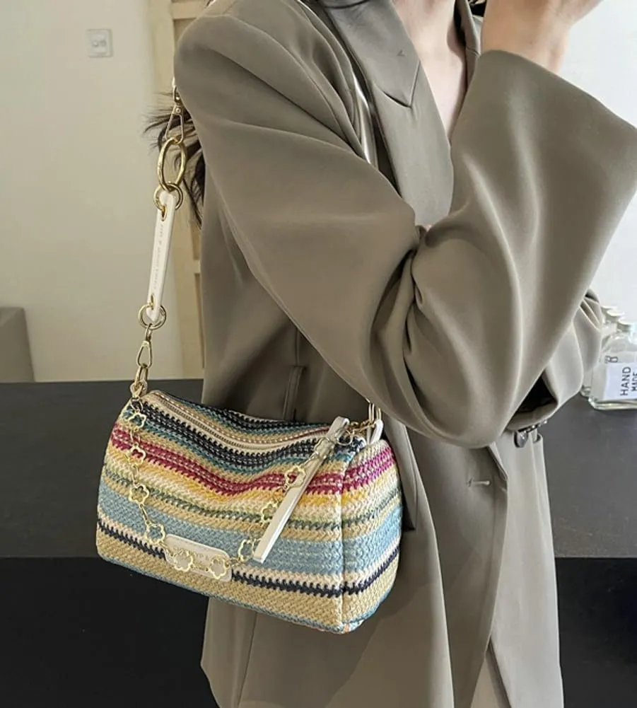 Trendy Straw Shoulder Bag Rainbow Chain Purse for Women Small College Causal Tote Handbag Satchel Purse for Travel 2025