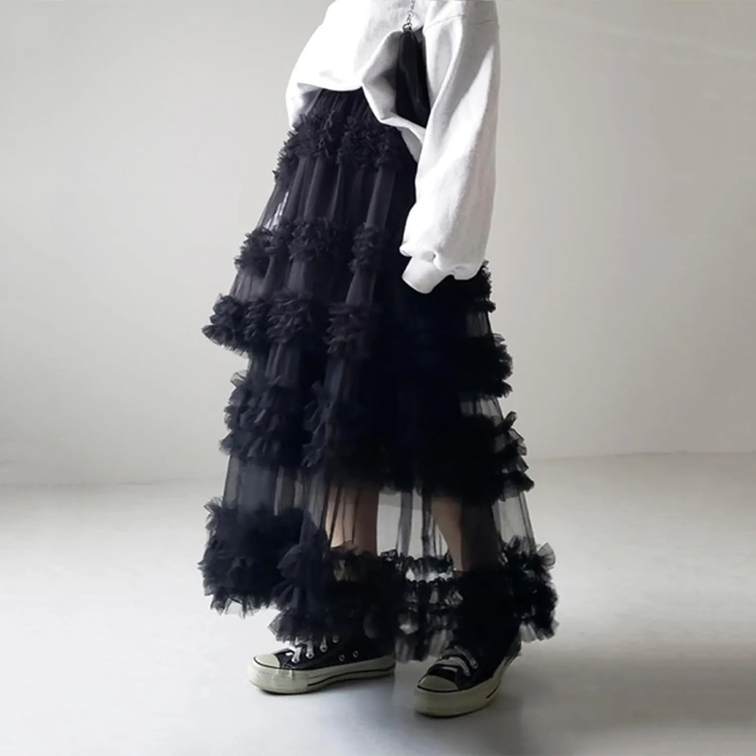 Women Tulle Long Skirt High Waist Layered Sheer Mesh Tutu Skirt Flowy Tiered A-Line Tulle Skirt for Wedding Party