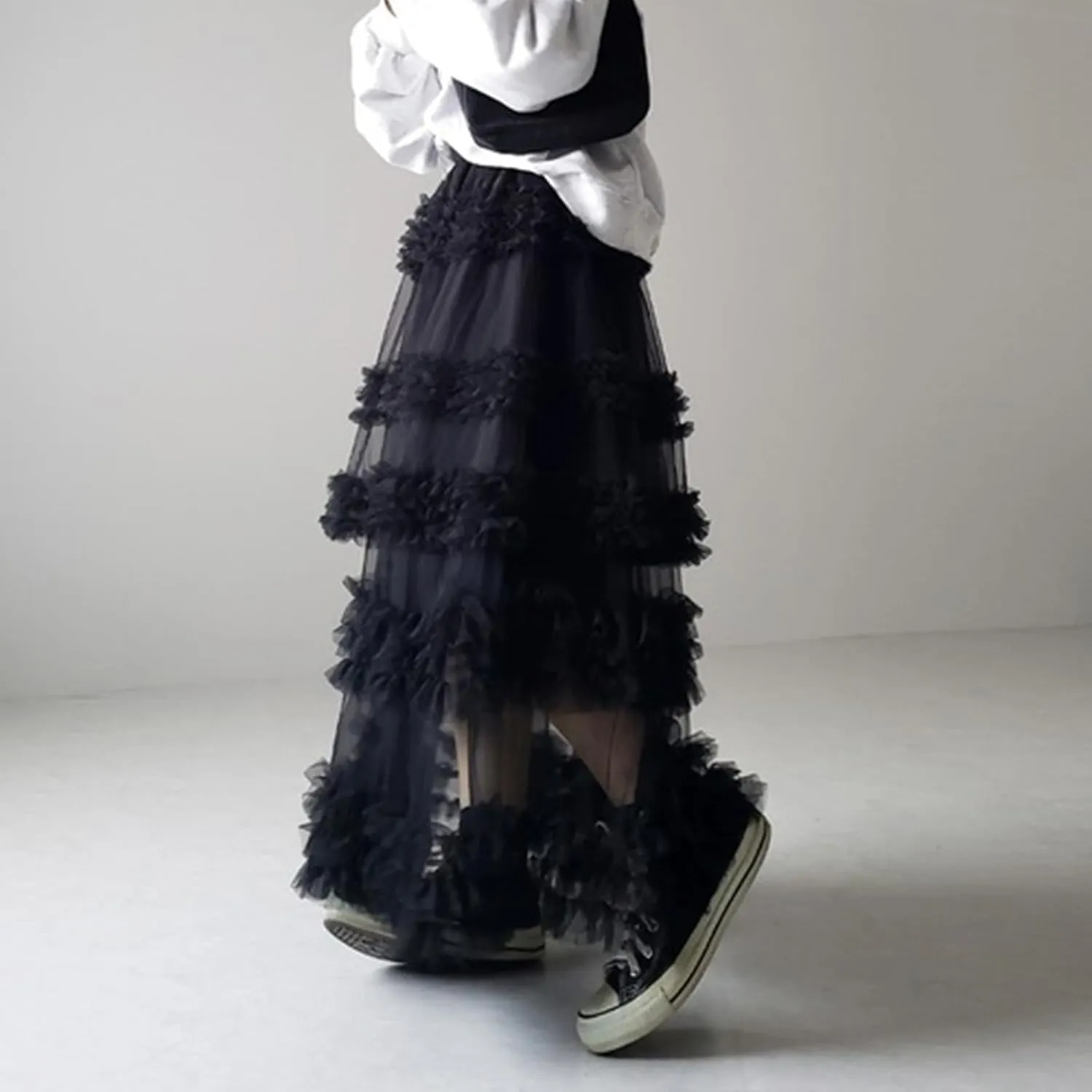 Women Tulle Long Skirt High Waist Layered Sheer Mesh Tutu Skirt Flowy Tiered A-Line Tulle Skirt for Wedding Party