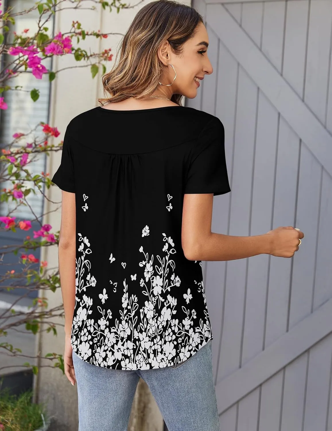 Zeagoo Women Tunic Tops Dressy Casual Summer Short Sleeve Shirts Floral Loose Fit Pleated Boho Top S-XXL